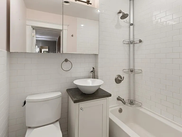 180 Commonwealth Ave #B — Photo 6
