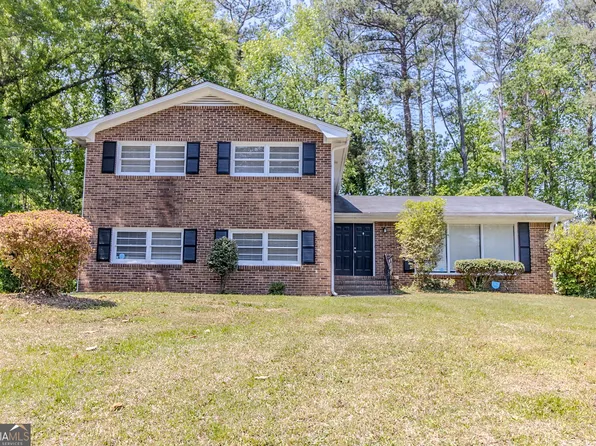 738 Laverne Dr NW, Atlanta, GA 30318