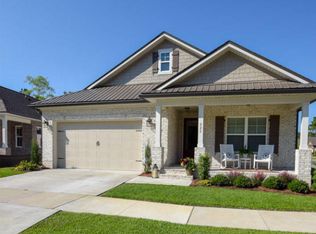 225 Oaktree Blvd, Freeport, FL 32439