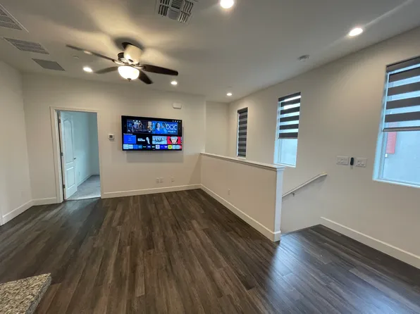 253 E Zinnia Way #253, Tracy, CA 95391