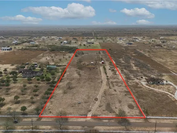20703 Los Venados Dr, Edinburg, TX 78542