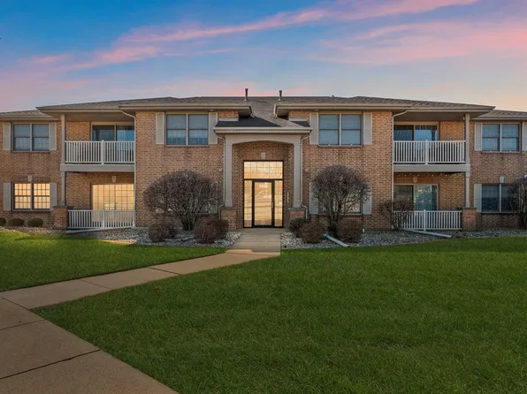 9800 Wildwood Ct Unit 1-C, Highland, IN 46322