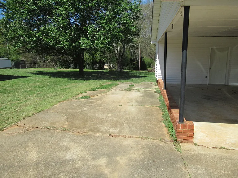 1330 Davis Rd — Photo 23
