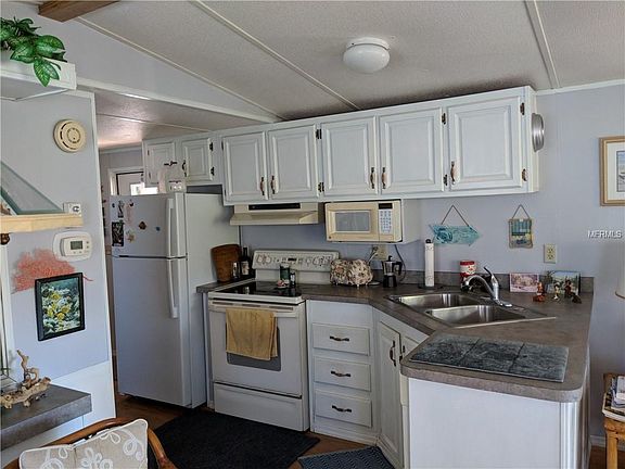 5th image of 53 Starboard Dr