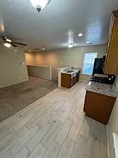1 bed, 1.0 bath, 600 sqft, $1,050 — Photo 3