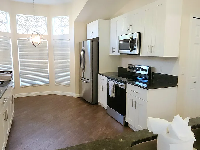 1186 Mistwood Dr — Photo 10