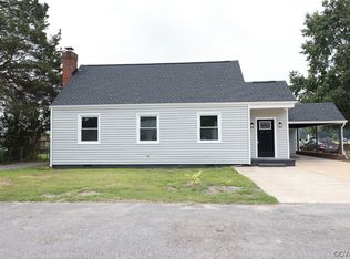 6830 Strathmore Rd, North Chesterfield, VA 23237