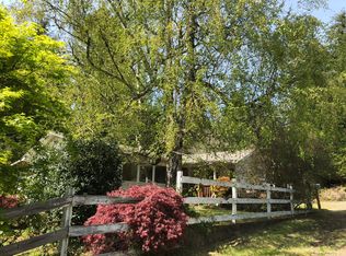 68104 Ridge Rd, North Bend, OR 97459