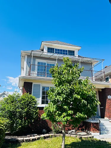 292 Hartwell Rd Photo 1