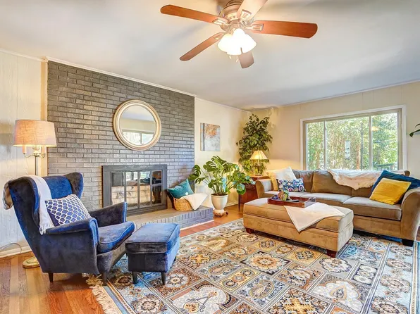 4709 Holbrook Dr, Charlotte, NC 28212