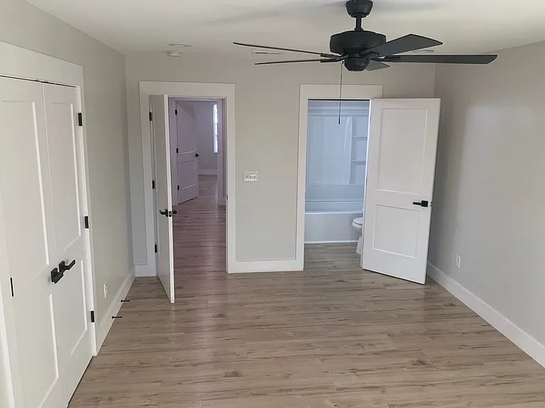 6317 Bld 2 #1 — Photo 13