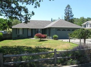 329 NW Valley View Dr, Grants Pass, OR 97526