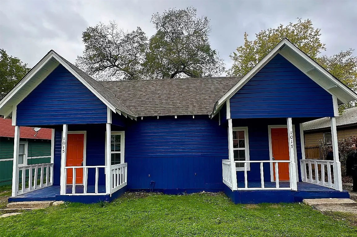 2 bed, 800 sqft, $1,350 — Photo 1