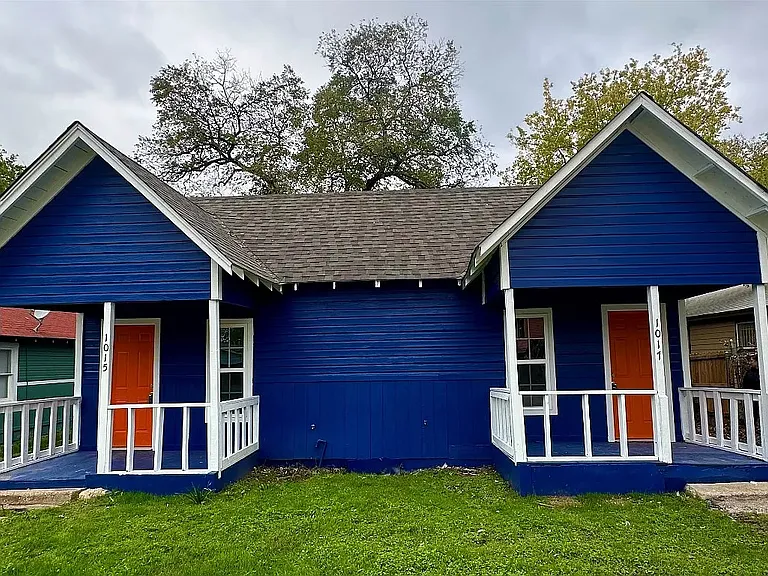 1015 E Cannon St — Photo 1