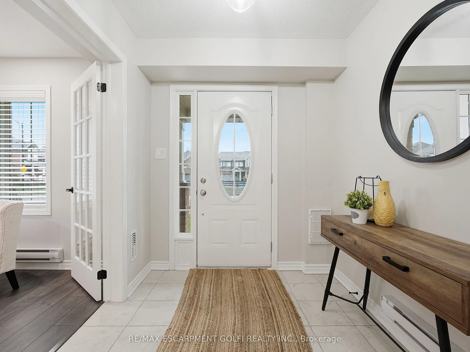 3 bed, $3,200 — Photo 4