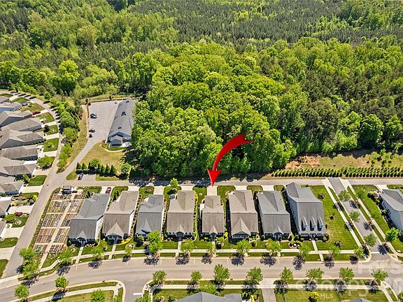 4th image of 11516 Dublin Crescent Rd