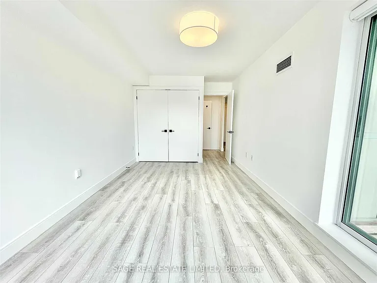 887 Bay St #1408 — Photo 14