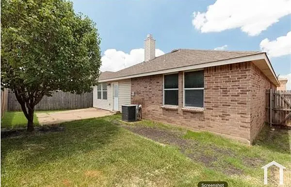 7624 Scarlet View Trl — Photo 3