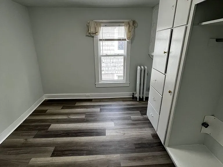 189 Saint Charles St — Photo 10