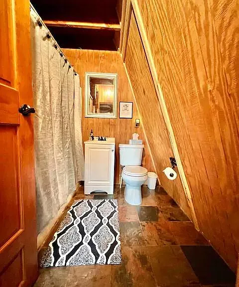 69 Locust Ln — Photo 16