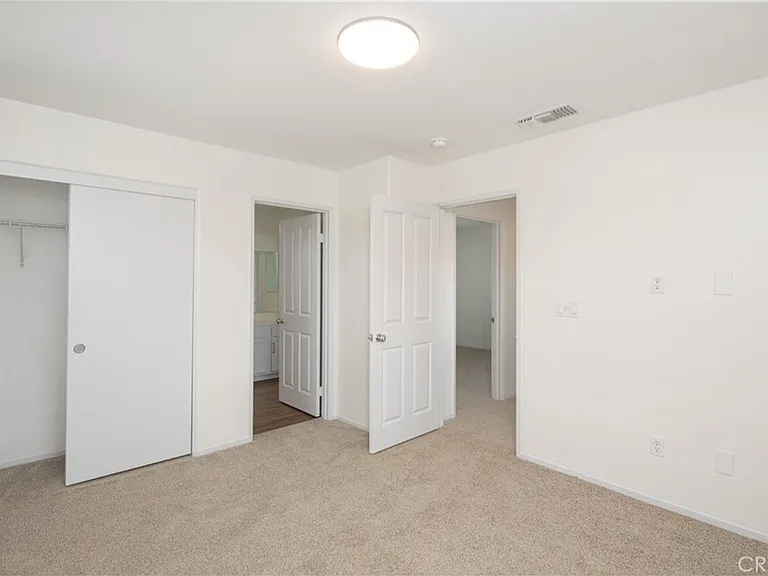 1425 Crown Cir — Photo 15