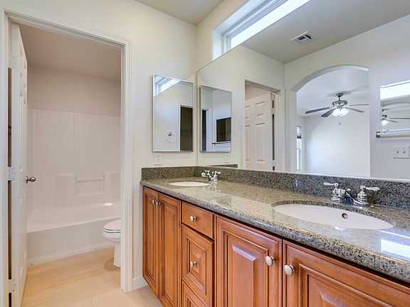 4th image of 8868 Brindisi Park Ave