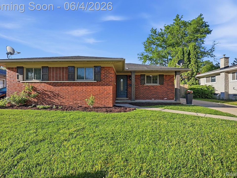 1st image of 28531 Sunnydale St