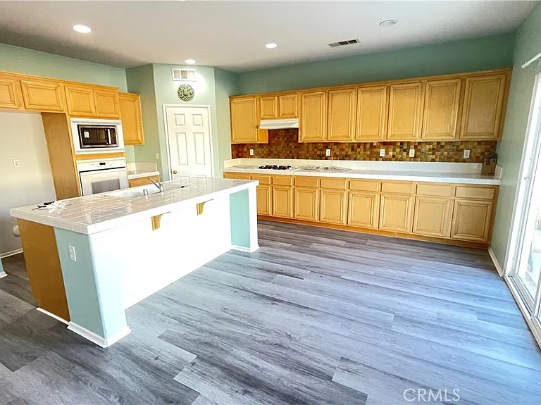 6521 Thistledown St — Photo 11