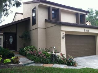 2313 S Fairway Dr, Plant City, FL 33566