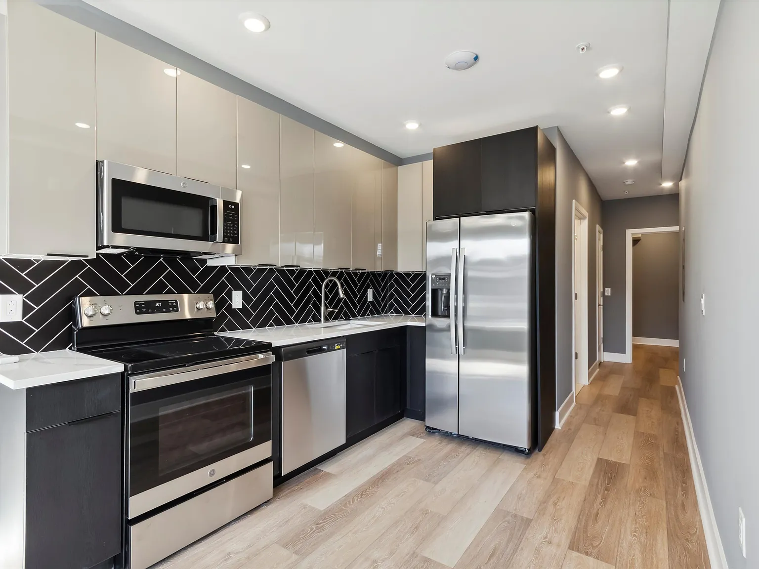 1 bed, $1,500 — Photo 2