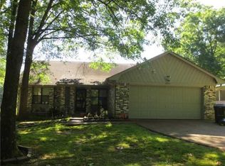 3405 Oak Rd, Memphis, TN 38135