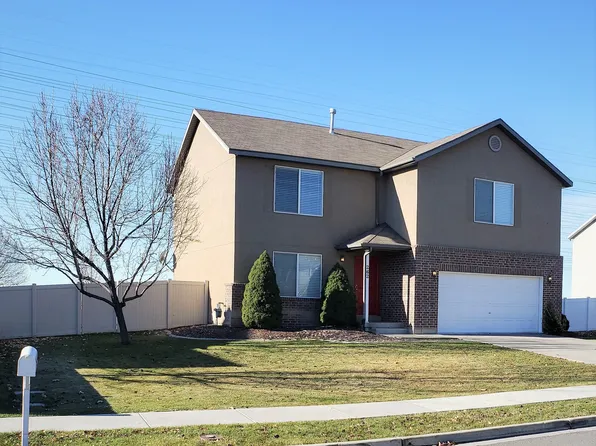 262 S Wellington Dr, Kaysville, UT 84037