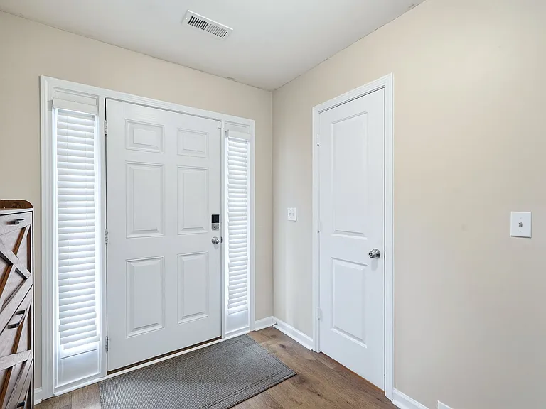 1002 Mearn Rd — Photo 33