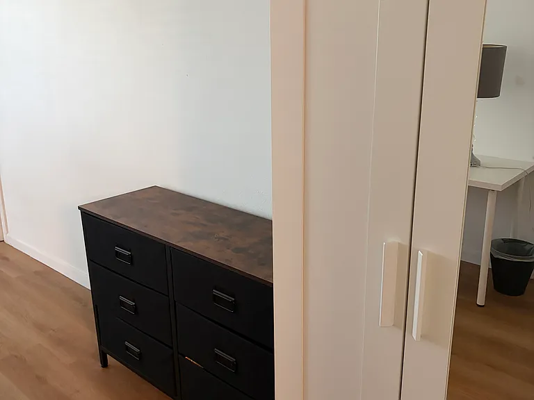 1026 N Mountain View Pl #2 — Photo 2