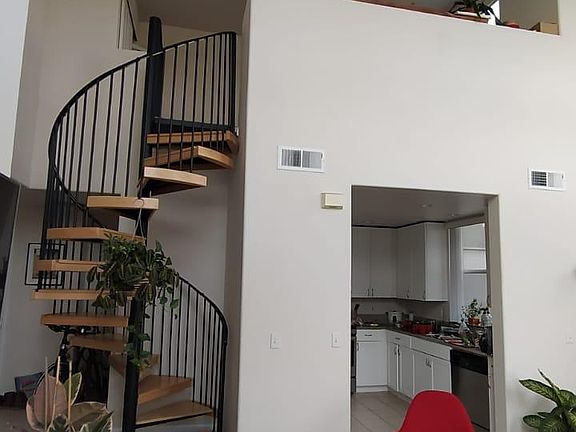 Same view. Plenty of natural light even on a cloudy day.