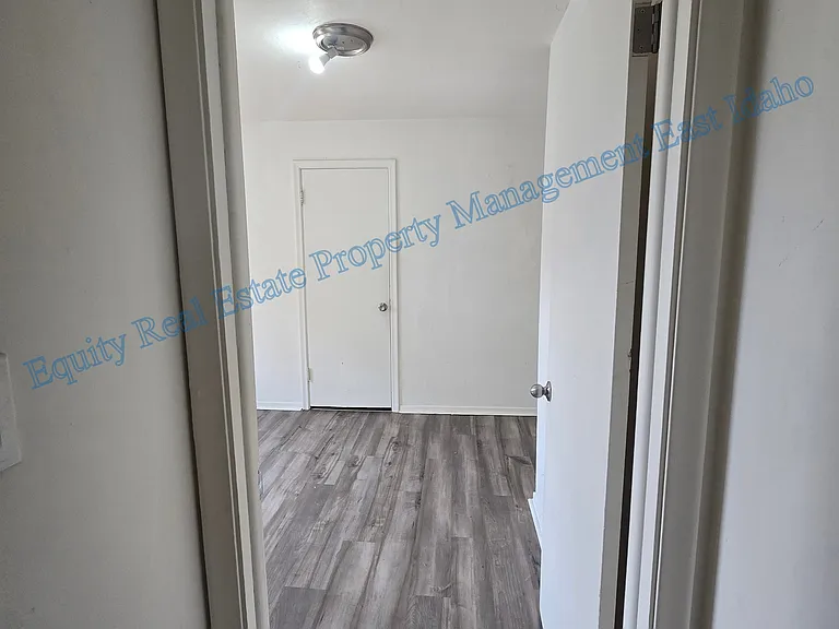 229 S Garfield Ave #3 — Photo 10