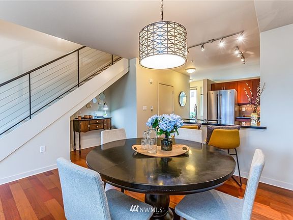 4th image of 15100 6th Ave SW Unit 303