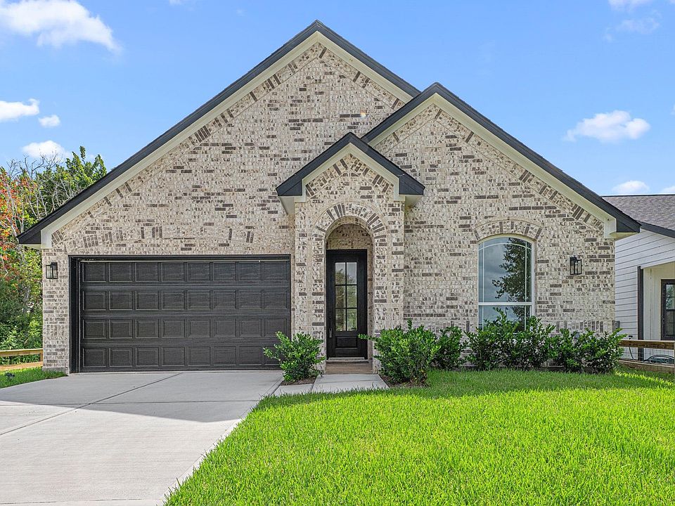 1st image of 12911 Green Valley