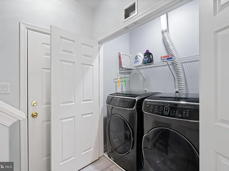 11333 Westbrook Mill Ln #301 — Photo 20
