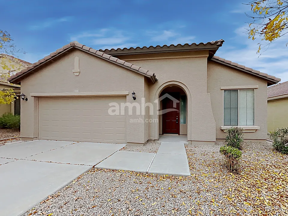 1232 W Desert Hollow Dr