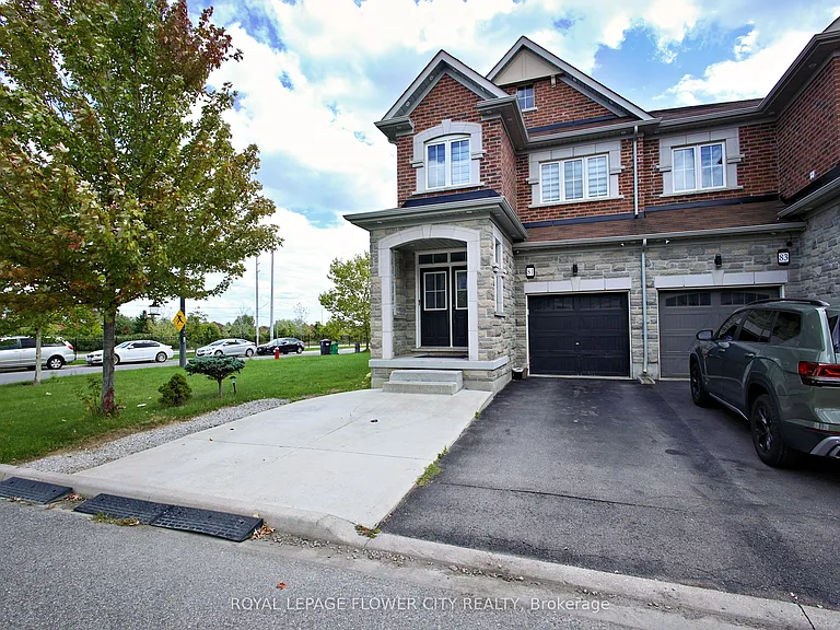 81 Baffin Cres — Photo 2