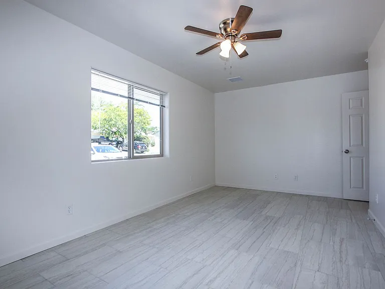 1251 N Barzona Ave — Photo 13