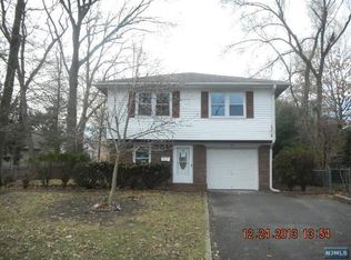 121 4th St, Cresskill, NJ 07626