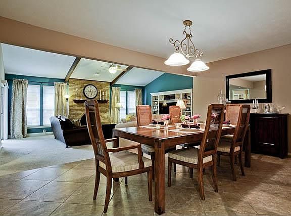 5th image of 16060 Longvista Dr