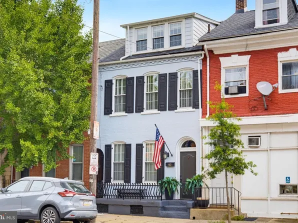 403 N Queen St, Lancaster, PA 17603