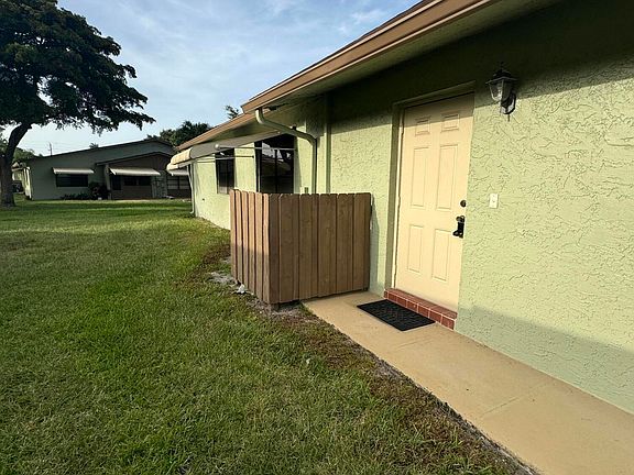2nd image of 1753 Palmland Drive