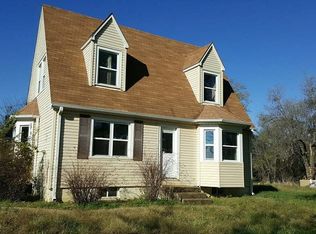 14751 Nemaha Rd, Valley Falls, KS 66088