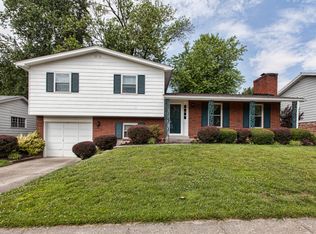 3423 Pennwood Dr, New Albany, IN 47150