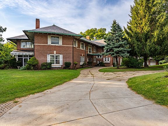 2nd image of 1505 19th Ave