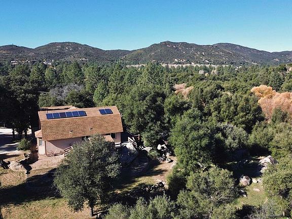 5th image of 7531 Lookout Loop